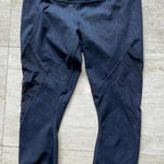 Athleta Salutation Mesh 7/8 Tight LEGGING SIZE S Back Pocket Patterned Photo 0