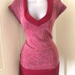 Burgundy and red mini fitted sweater deep v Photo 0