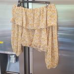 ASTR 💕 THE LABEL💕 Ruffle One Shoulder Top ~ Yellow Floral Print XS NWT Photo 4