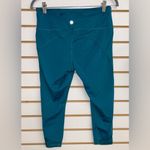 Athleta  Lightning Capri Leggings - MP - Like an emerald green Photo 1