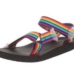 Arizona Love Women's Trekky Fun Sport Sandals Rainbow Stripes Woven EUC Size 38 Red Photo 0