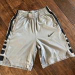 Nike basketball shorts Photo 0