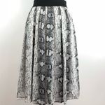 White House | Black Market WHBM Snakeprint Skirt sz 2 in black and white Photo 2