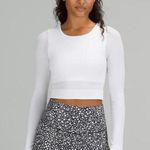 Lululemon  Women's White Crop-top Photo 0