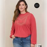 Torrid Crinkle Gauze Relaxed Embroidered Blouse Women's Size 2X Photo 4