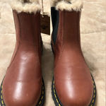 Dr. Martens 2976 doc martens Women's Faux Fur Lined Chelsea Boots 37 us 6 warmwair Photo 0