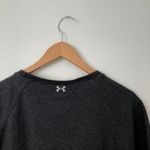 Under Armour Loose Fit Gray Short Sleeve Sweatshirt Pullover Workout Active SPOT Photo 6