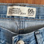 Abercrombie & Fitch Straight Boyfriend Jeans Photo 2