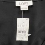 Ann Taylor  LOFT Women‎ Size XS Black Romper Cap Sleeve V-Neck Front Clasp Button Photo 3
