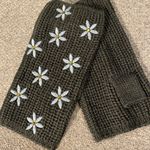 Carolyn Rowan Floral Embroidered Fingerless Gloves #34 Black Photo 1