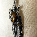 Silver tone feather tigers eye pendant necklace Photo 3