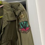 Gorgeous army jacket with patches and grommets and detail galore! Lots Pockets Size XL Photo 3