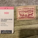 Levi's NWT $70  721 High Rise Skinny Corduroy Tan Brown Pants Womens Sz 32x30 Photo 3