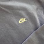 Nike  Crewneck Sweatshirt Photo 1