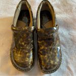 b.o.c brown leopard print slip on clogs size 8M pleather nursing shoes Photo 1