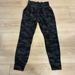 Athleta  Salutation Camo Jogger Black Pull On Sweatpant Size S Photo 7