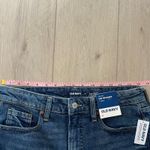 Old Navy Women’s High Rise OG Straight Jean Shorts Size 8 Photo 7