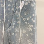 DTOO.LIN Jeans Photo 4