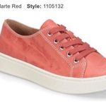 Sofft Baltazar Women's Red Leather Sneakers Lace Up Low Top 1105132 Size 8.5 M Photo 0