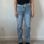 Princess Polly  Asymmetrical button front straight leg jeans light wash‎ Photo 5