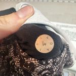 Lululemon  Hit It Short (3 1/2") in Mini Cinder Lace White Black / Black - Size 4 Photo 5