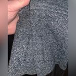 Lululemon Scuba, like new! Size 6 Full length, full zip, heathered gray Scuba Photo 4