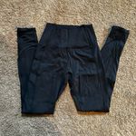 Alphalete  Pulse Leggings with Seam Details Photo 0