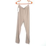 Uniqlo Women’s Plated Straight Pants Photo 3