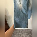 Universal Threads Universal Thread Medium Light Boyfriend Distressed Midrise Crop Women’s Size 16 Photo 7