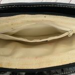 Bisou Bisou patent leather zip close wristlet clutch black Photo 6