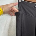 Social Tourist LA Black Low Rise Crossover Waist Flare Leggings Size Large Photo 4