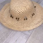 Jaclyn Smith  straw hat for summer vacay; gardening Photo 3