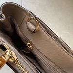 Michael Kors Kellen Taupe Gray Shoulder Bag Gold Hardware EUC. Photo 8