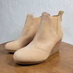 Toms Womens Kelsey Booties 6 Beige Leather Suede Round Toe Slip On Ankle Wedge Photo 2