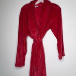 kim rogers  Soft Red Robe‎ Photo 6