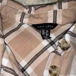 New Look  Tan and White Plaid Button-Down Shirt Photo 2