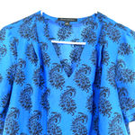 Banana Republic  size small short sleeve blouse blue paisley print v neck‎ Photo 2