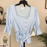 Lost + Wander  Across the sea top Photo 0