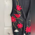 Capacity red cardinal floral button up vest size medium Black Photo 1