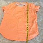 Under Armour HeatGear Athletic Short Sleeve Top Women’s Large Cut Out Back Photo 9