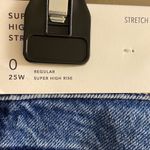 American Eagle  jeans light wash super high rise straight leg 25 W‎ NWT Photo 5