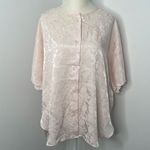 Natori  lingerie cover up. Lightweight and silky soft. One size. See measurements Photo 0