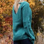 Hayden Open Back  Sweater‎ Photo 6