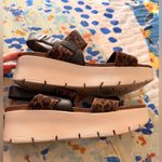 OTBT 8 Nova Leopard Print Platform Flatform Sandals GUC Photo 3