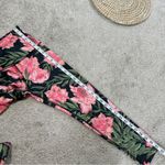 Beyond Yoga  Women’s Lux Print High Waisted Capri Legging in Protea Vine XS Photo 14