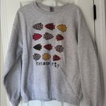 Gildan  Gray Kansas City Sweatshirt with Patterned Arrows Photo 0