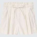 Uniqlo Women's Off White Linen Cotton Shorts Size S LIKE NEW Photo 1