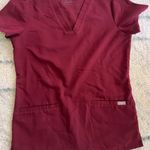 FIGS Women’s Burgundy Scrub Set XXS/P Kade Cargo And Casma Top PO1699 Photo 1