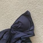 Black Strappy Notch V Photo 5