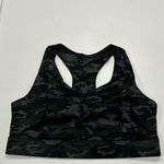 Fabletics on the go medium impact camo sports bra 2x Photo 8